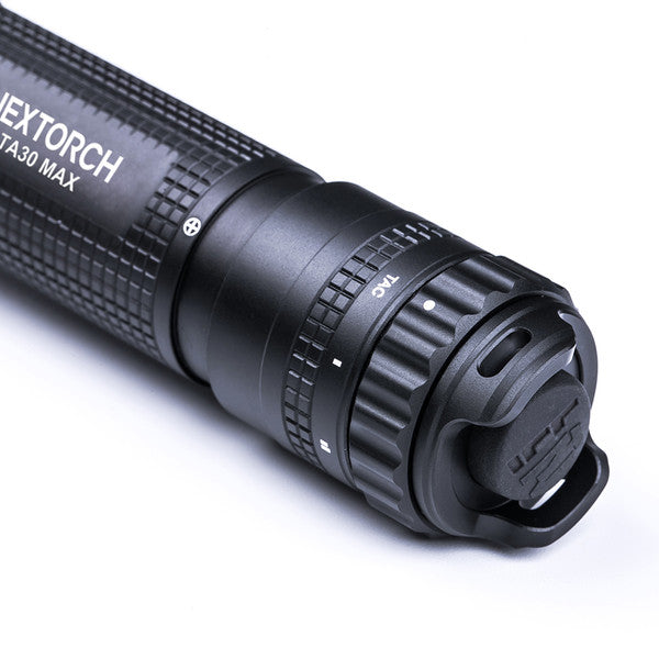 TA30 MAX Taktische Taschenlampe mit "Window-Breacher"